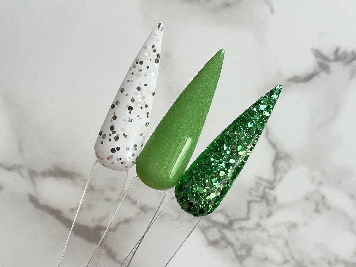 Photo shows swatch of Dipnotic Nails The Emerald Isle Collection St Patrick’s Day Dip Powder Collection