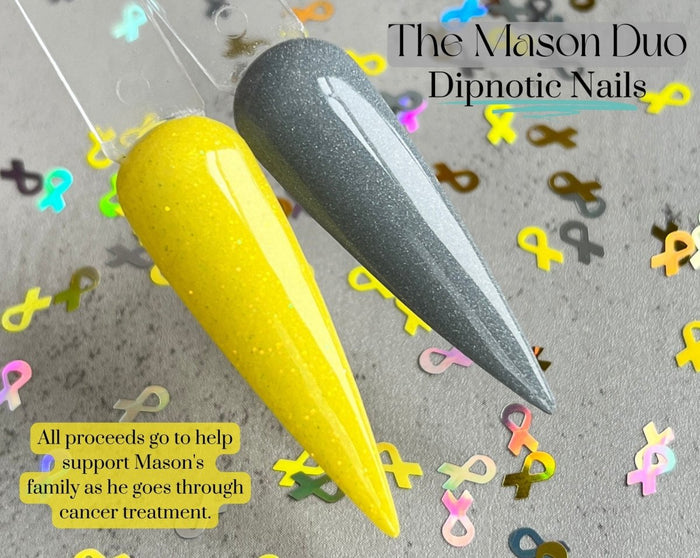 Photo shows swatch of Dipnotic Nails The Mason Duo Dip Powder Duo